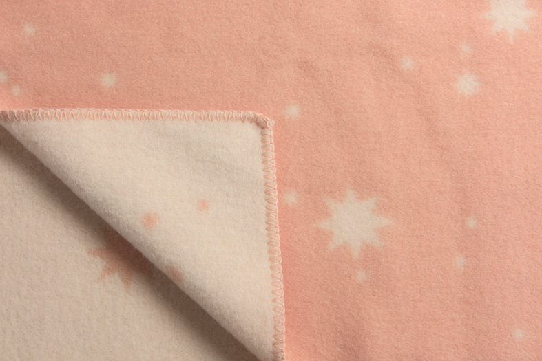 roros_tweed_wolldecke_orion_pink015a842560a5c0d roros_tweed_wolldecke_orion_pink01.jpg